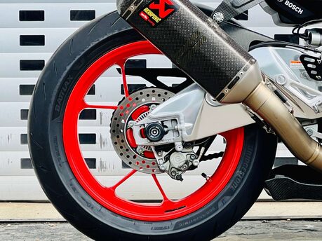 Aprilia Tuono Tuono V4 1100 Factory 