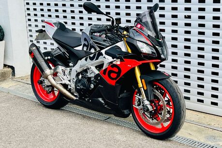 Aprilia Tuono Tuono V4 1100 Factory 5