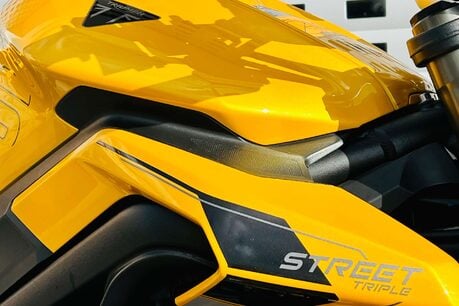 Triumph Street Triple Street Triple RS 21