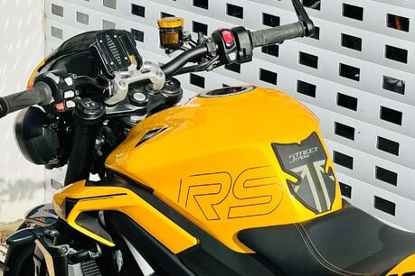 Triumph Street Triple Street Triple RS 32