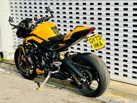 Triumph Street Triple Street Triple RS 28