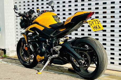 Triumph Street Triple Street Triple RS 27