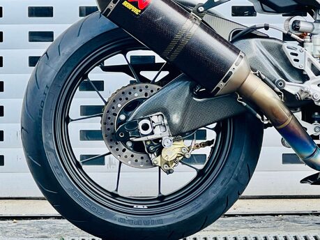 Aprilia RSV RSV 4 Factory 