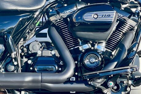 Harley-Davidson Street Glide Street Glide Special 1868 6