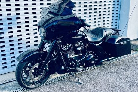 Harley-Davidson Street Glide Street Glide Special 1868 20