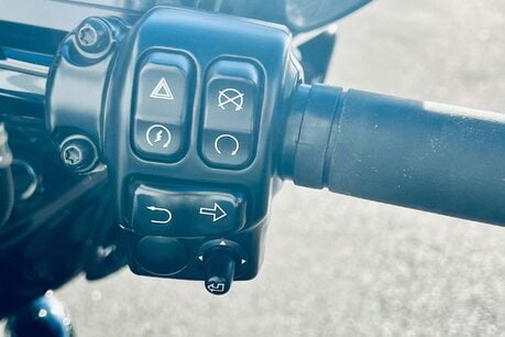 Harley-Davidson Street Glide Street Glide Special 1868 29