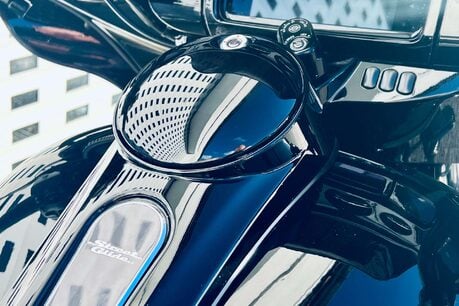 Harley-Davidson Street Glide Street Glide Special 1868 13