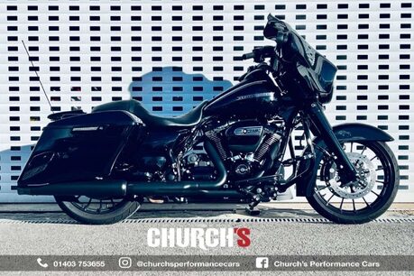 Harley-Davidson Street Glide Street Glide Special 1868 1
