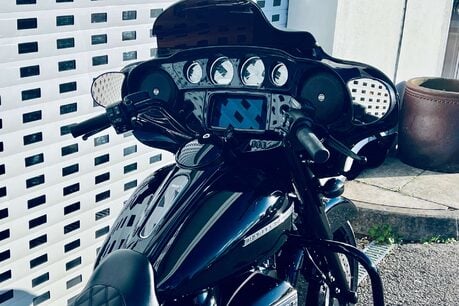 Harley-Davidson Street Glide Street Glide Special 1868 10