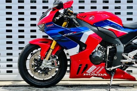 Honda CBR CBR 1000 SP Fireblade 33