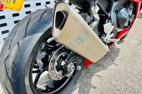 Honda CBR CBR 1000 SP Fireblade 14