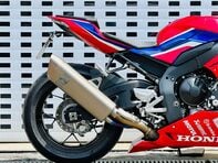 Honda CBR CBR 1000 SP Fireblade 11