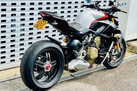 Ducati Streetfighter V4 SP Streetfighter V4 4