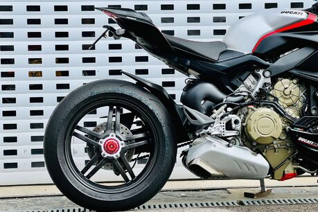 Ducati Streetfighter V4 SP Streetfighter V4 7