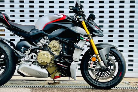 Ducati Streetfighter V4 SP Streetfighter V4 8