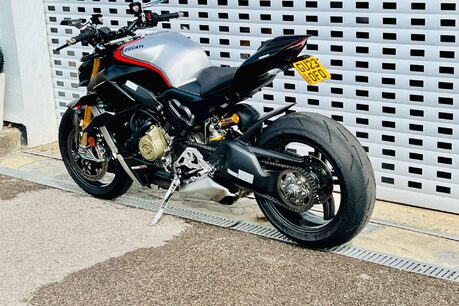 Ducati Streetfighter V4 SP Streetfighter V4 23