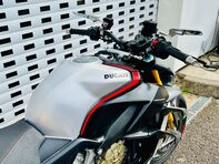 Ducati Streetfighter V4 SP Streetfighter V4 18