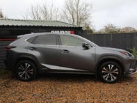 Lexus NX 2.5 NX 300h CVT 4WD 5dr 12
