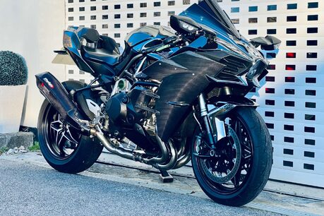 Kawasaki ZX Ninja H2 3
