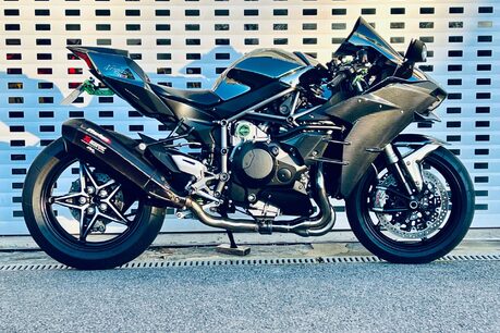 Kawasaki ZX Ninja H2 1