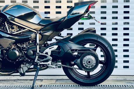 Kawasaki ZX Ninja H2 24