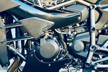 Kawasaki ZX Ninja H2 30