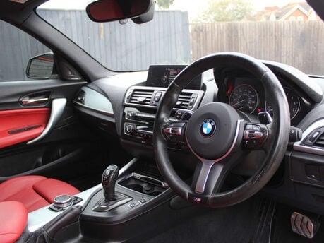 BMW 1 Series 3.0 M135i Auto 5dr 