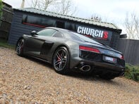 Audi R8 5.2 R8 V10 Quattro Semi-Auto 4WD 2dr 22