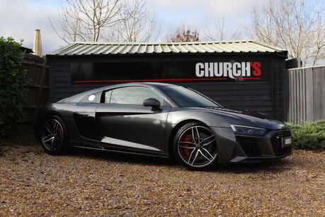 Audi R8 5.2 R8 V10 Quattro Semi-Auto 4WD 2dr 3