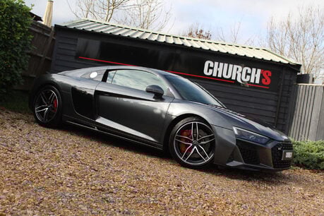 Audi R8 5.2 R8 V10 Quattro Semi-Auto 4WD 2dr 2