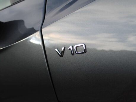 Audi R8 5.2 R8 V10 Quattro Semi-Auto 4WD 2dr