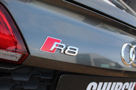Audi R8 5.2 R8 V10 Quattro Semi-Auto 4WD 2dr 20