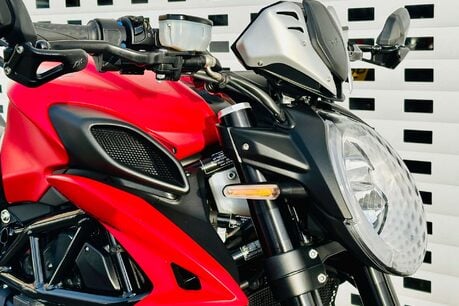 MV Agusta Dragster 0.8 Dragster Rosso 9