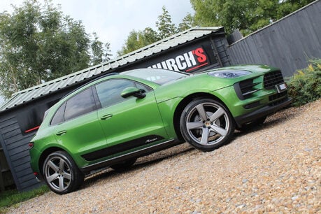 Porsche Macan 2.0 Macan Semi-Auto 4WD 5dr 1