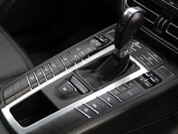 Porsche Macan 2.0 Macan Semi-Auto 4WD 5dr 6