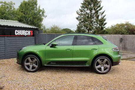 Porsche Macan 2.0 Macan Semi-Auto 4WD 5dr 18