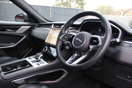 Jaguar F-Pace 2.0 F-Pace R-Dynamic Black D MHEV AWD Auto 4WD 5dr 5