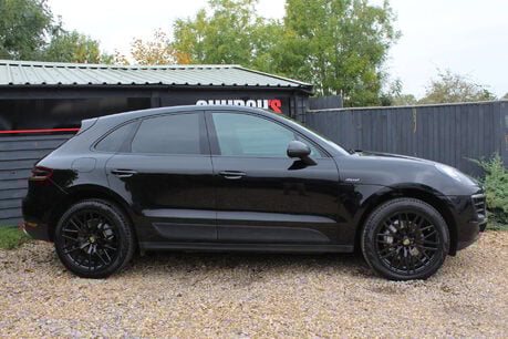 Porsche Macan 3.0 Macan S D Semi-Auto 4WD 5dr 9