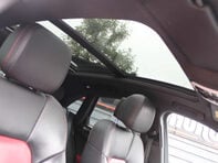 Porsche Macan 3.0 Macan S D Semi-Auto 4WD 5dr 7