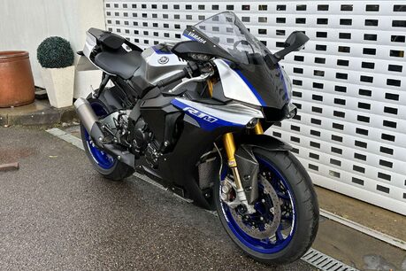 Yamaha Yzf 1.0 YZF R1M 4