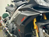 Aprilia RSV 1.1 RSV 4 1100 Factory 44