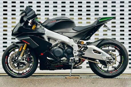Aprilia RSV 1.1 RSV 4 1100 Factory 34