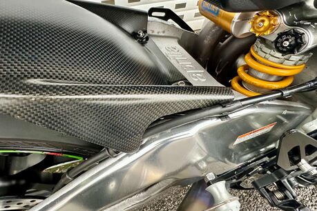 Aprilia RSV 1.1 RSV 4 1100 Factory 18