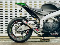 Aprilia RSV 1.1 RSV 4 1100 Factory 7