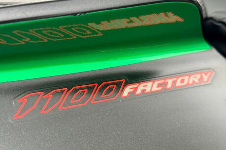 Aprilia RSV 1.1 RSV 4 1100 Factory 35