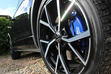 Volkswagen T-Roc 2.0 T-Roc R Black Edition TSI 4Motion S-A 4WD 5dr 11