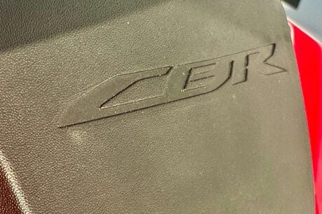 Honda CBR 1000 Super Sports Petrol Manual Euro 4 (192 ps) 25