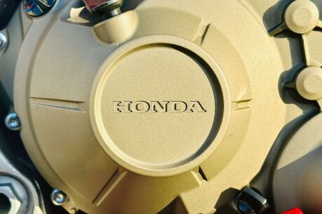 Honda CBR 1000 Super Sports Petrol Manual Euro 4 (192 ps) 32