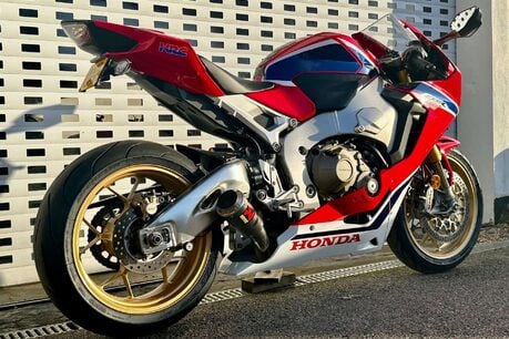 Honda CBR 1000 Super Sports Petrol Manual Euro 4 (192 ps) 6