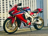 Honda CBR 1000 Super Sports Petrol Manual Euro 4 (192 ps) 14